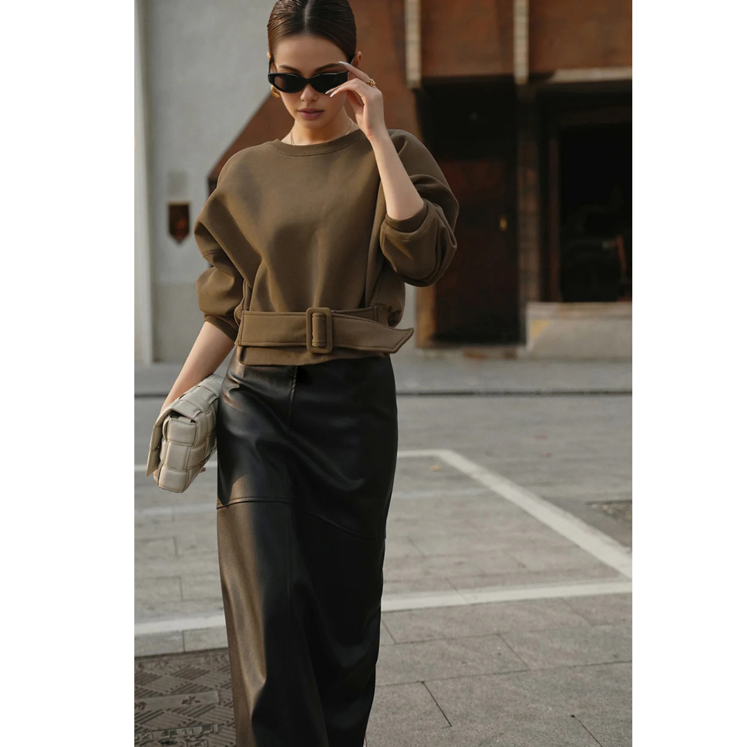 Commense Belted Short Sweatshirt