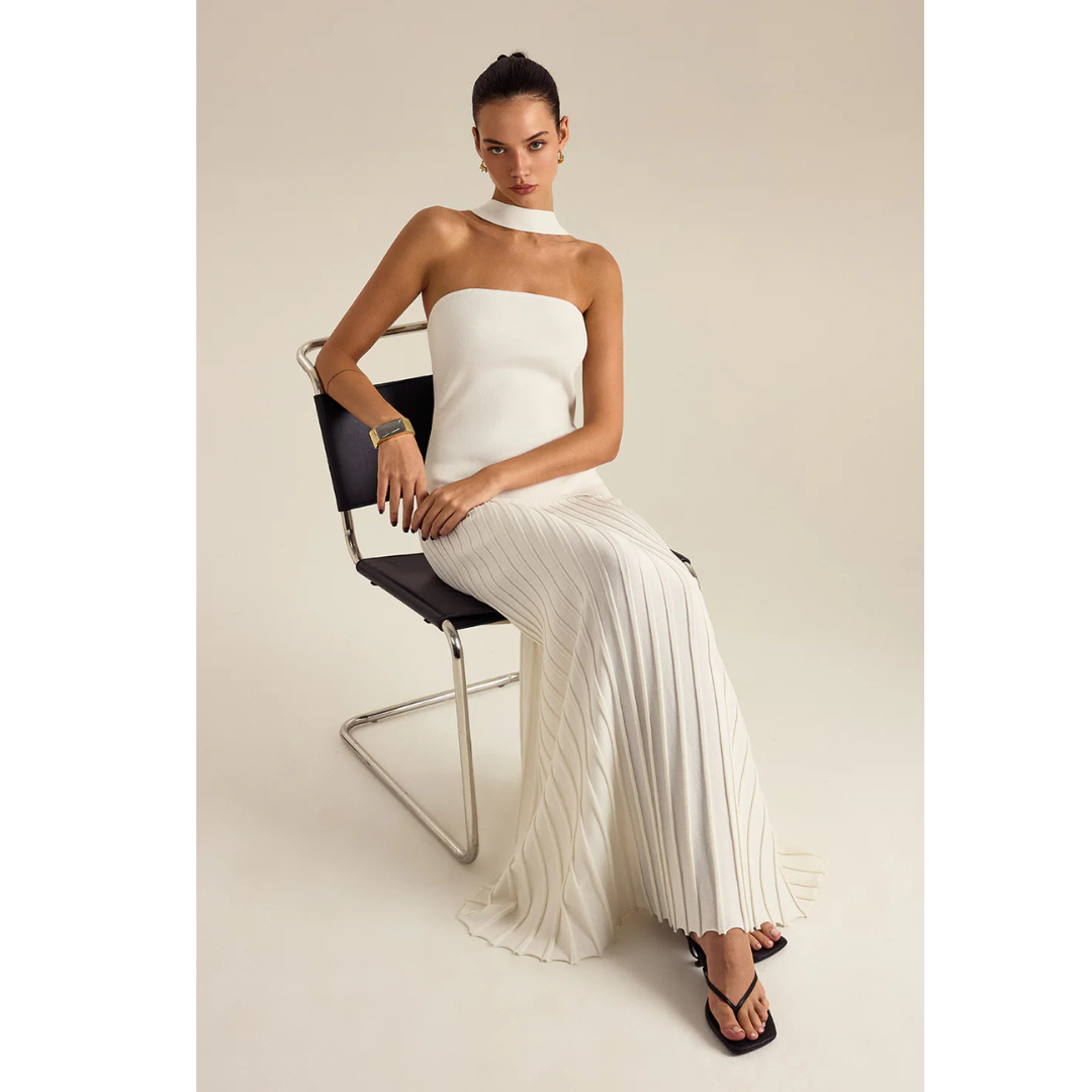 Commense Halterneck Pleated Maxi Dress
