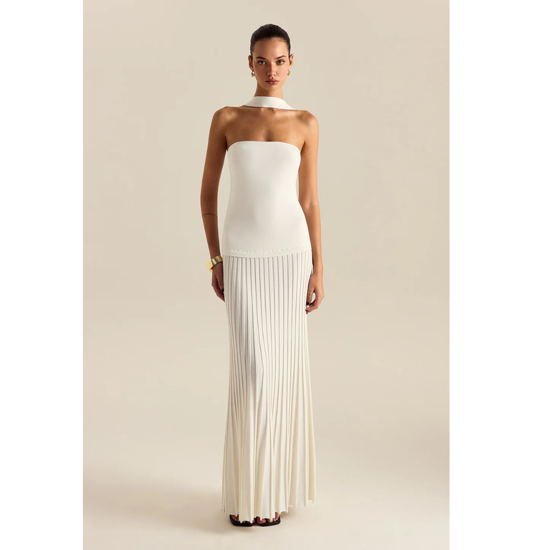 Commense Halterneck Pleated Maxi Dress