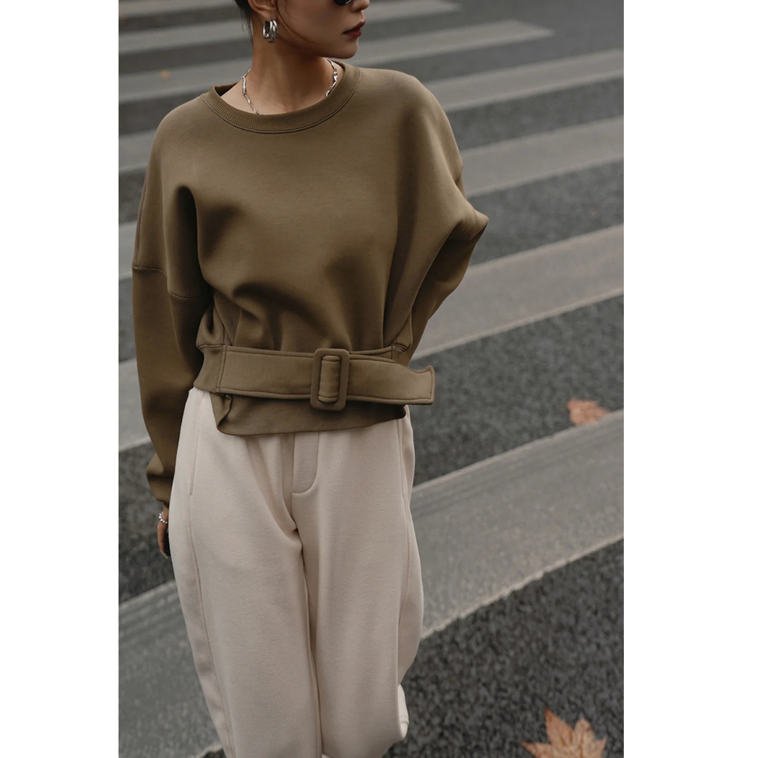 Commense Belted Short Sweatshirt